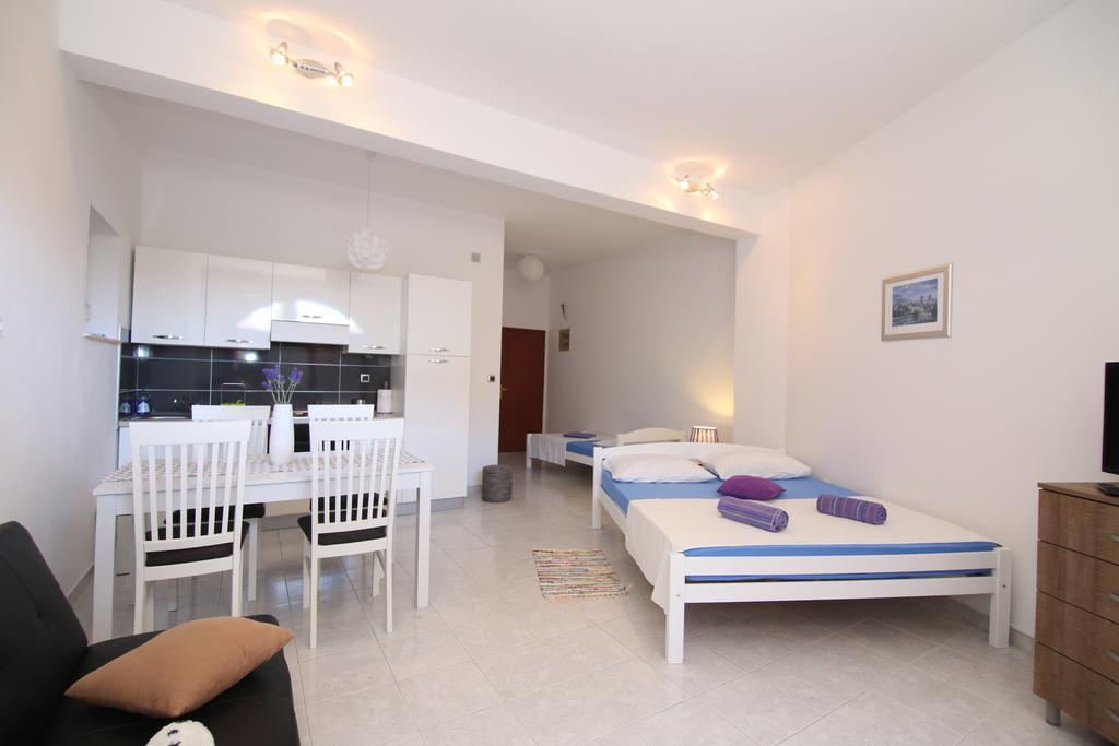 Apartments Kristo Trogir Ngoại thất bức ảnh